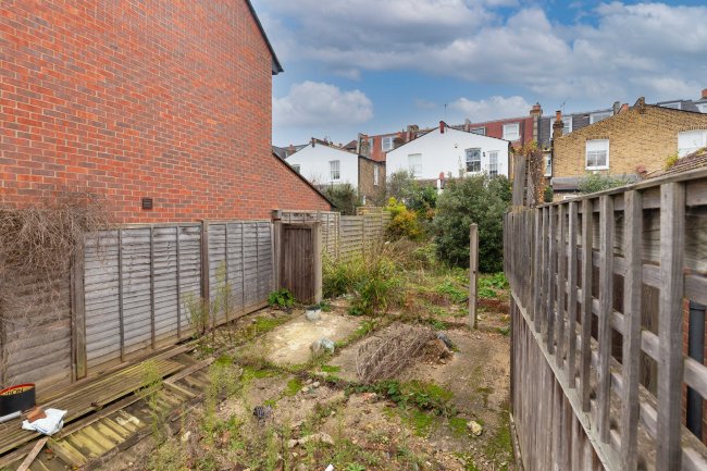 47 Strathearn Road, Wimbledon, London, SW19 7LH 5