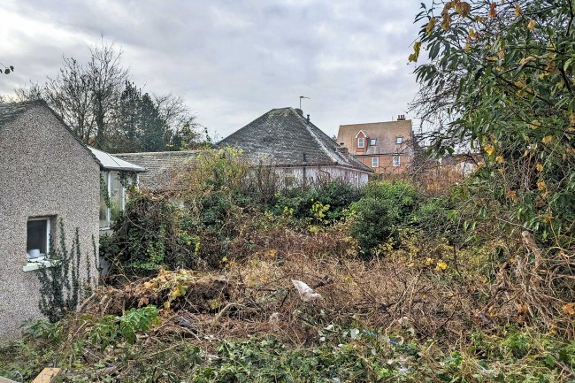 184 Heath Lane, Dartford, Kent, DA1 2TN 3