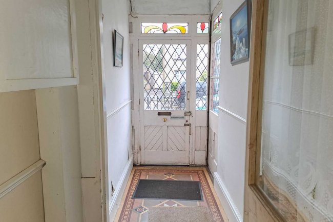 Flat 3, 21 Pendarves Road, Penzance, TR18 2AJ 10