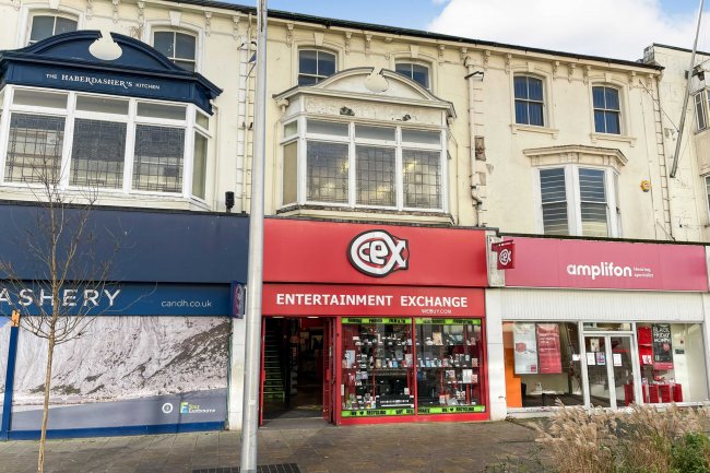 80 Terminus Road, Eastbourne, BN21 3LX 10