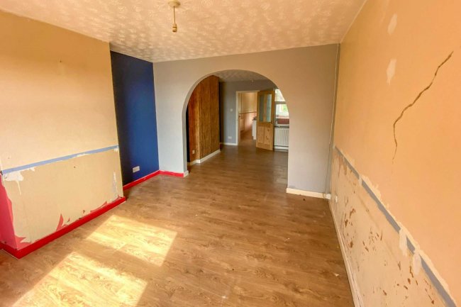 3 Wood Lane, Buckenham, Norfolk, NR13 4HG 5
