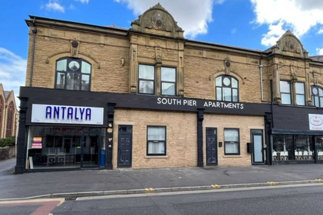 92-100 Bond Street and 32-34ab Station Road, Blackpool, Lancashire FY4 1EX 9