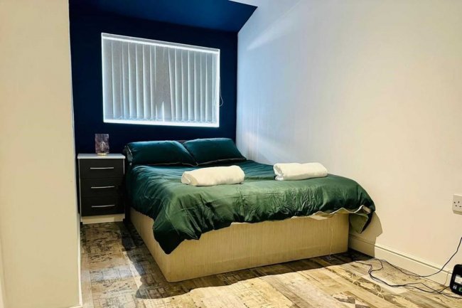 92-100 Bond Street and 32-34ab Station Road, Blackpool, Lancashire FY4 1EX 9