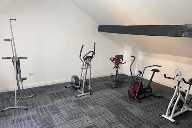 92-100 Bond Street and 32-34ab Station Road, Blackpool, Lancashire FY4 1EX 9