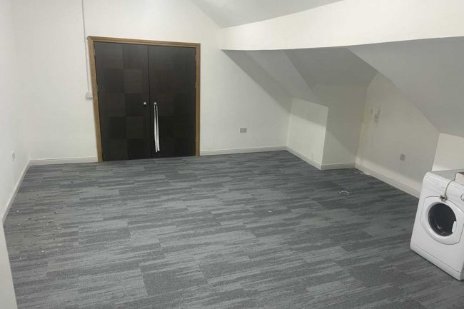 92-100 Bond Street and 32-34ab Station Road, Blackpool, Lancashire FY4 1EX 9