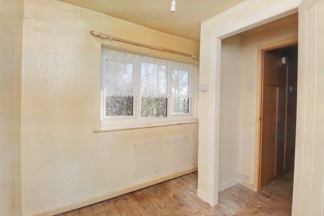 15 Hewart Drive, Bury, Lancashire, BL9 7NF 8