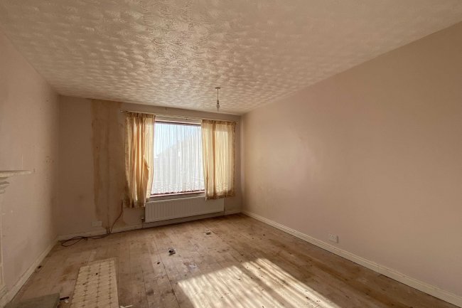 24 Holly Hill, Shildon, County Durham, DL4 2DA 4