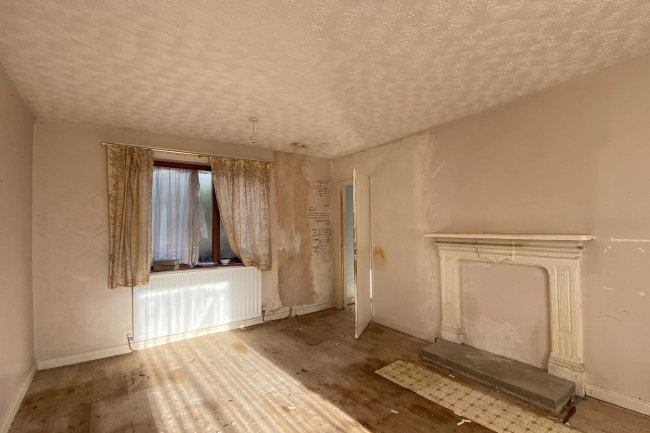 24 Holly Hill, Shildon, County Durham, DL4 2DA 4