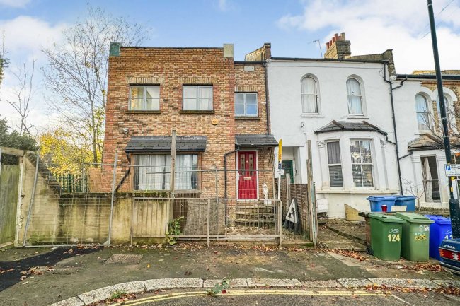 124b Crofton Road, London, SE5 8NA 4
