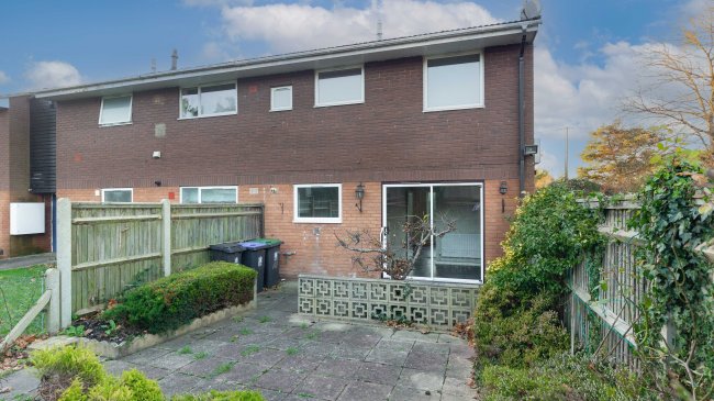 1 Thurleys Cottages, Wexham Street, Stoke Poges, Slough, SL3 6NG 9