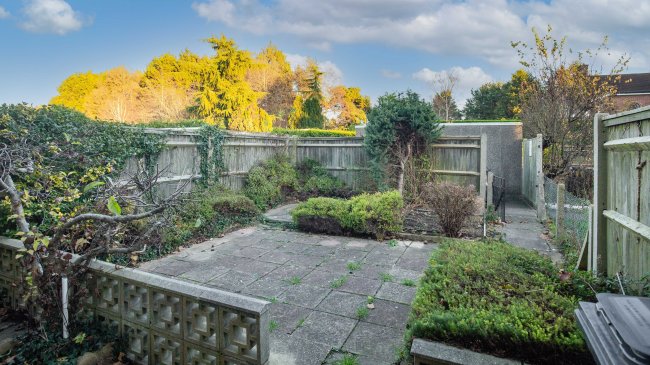 1 Thurleys Cottages, Wexham Street, Stoke Poges, Slough, SL3 6NG 9