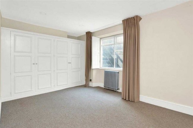 1 Oakley Street, Chelsea, SW3 5NN 4