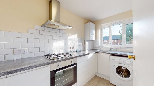 37 Birchwood Close, Morden, Surrey, SM4 5LA 9