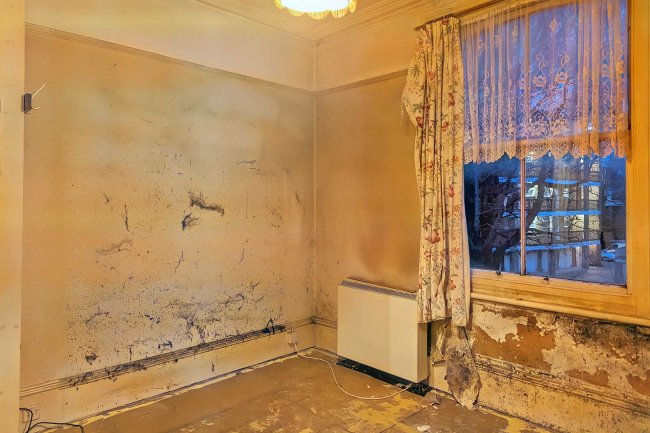 Flat 3, 41, Cromwell Road, Hove, East Sussex, BN3 3EE 10