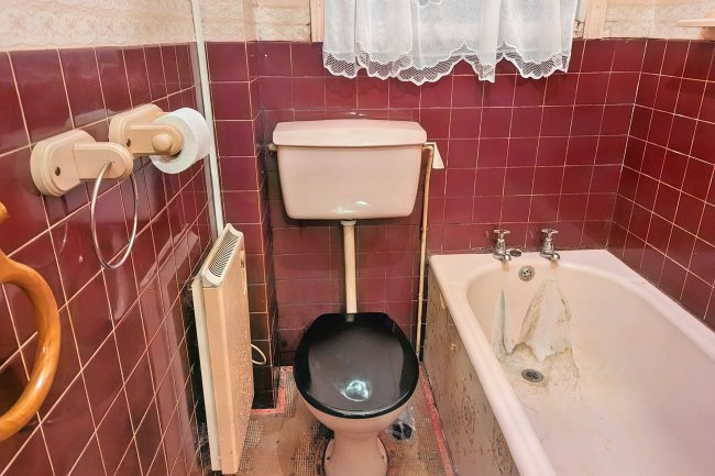 Flat 3, 41, Cromwell Road, Hove, East Sussex, BN3 3EE 10