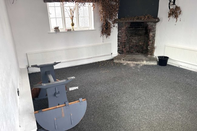 The Chainbridge Inn, Chainbridge Road, Kemeys Commander, Usk, NP15 1PP 10