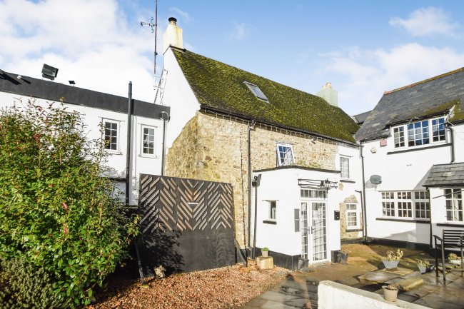 The Chainbridge Inn, Chainbridge Road, Kemeys Commander, Usk, NP15 1PP 10