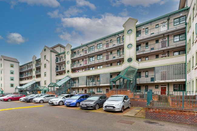 Flat 13, Perkins House, Wallwood Street, Poplar, London, E14 7AH 10