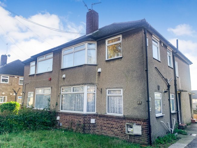 83 Park Mead, Sidcup, Kent, DA15 9PF 7