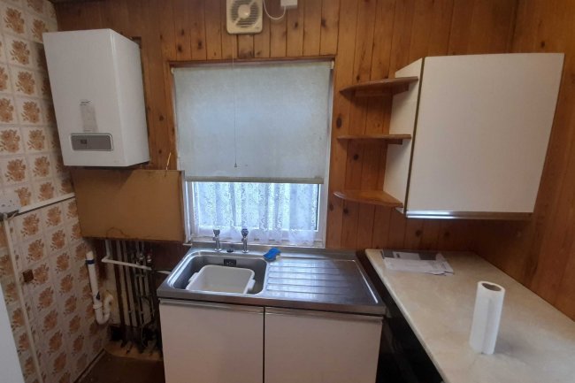 83 Park Mead, Sidcup, Kent, DA15 9PF 7