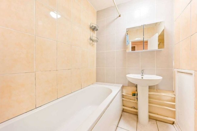 Flat 3, Aberfeldy House, John Ruskin Street, London, SE5 0XQ 2