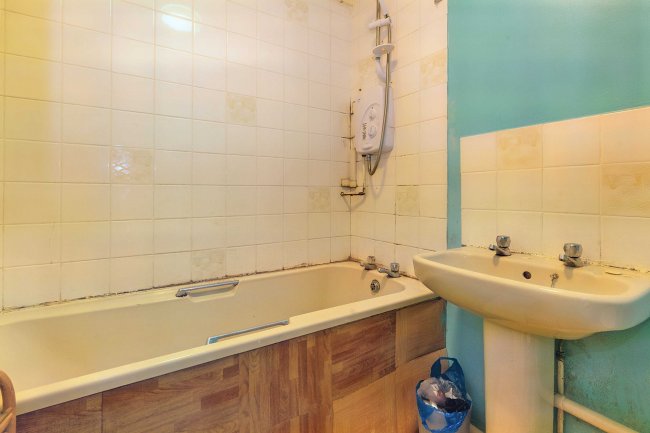 18 Mallard Court, 1 Stocksfield Road, Walthamstow, London, E17 3LN 7