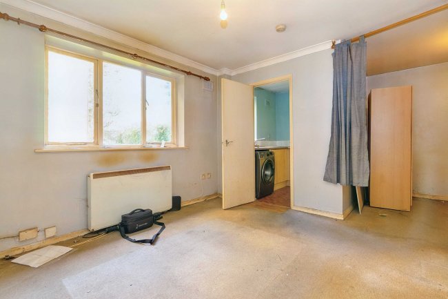 18 Mallard Court, 1 Stocksfield Road, Walthamstow, London, E17 3LN 7