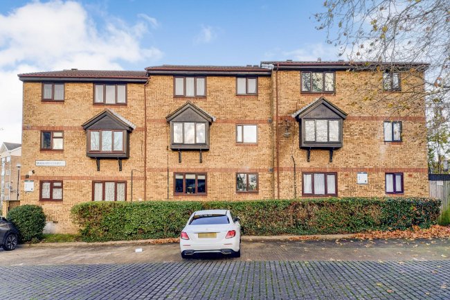18 Mallard Court, 1 Stocksfield Road, Walthamstow, London, E17 3LN 7
