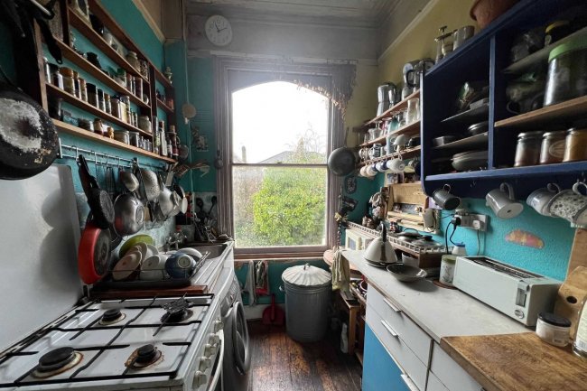 Flat D, 102 Breakspears Road, Brockley, London, SE4 1UD 4