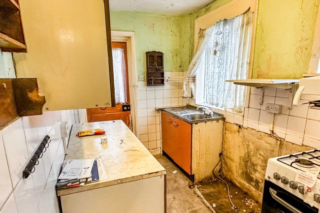 61 Gudge Heath Lane, Fareham, Hampshire, PO15 5AX 10