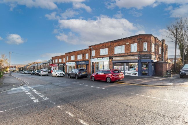 44 Station Way, Buckhurst Hill, IG9 6LN 5