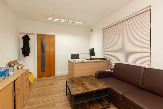 313 Ruislip Road East, Greenford UB6 9BG 1