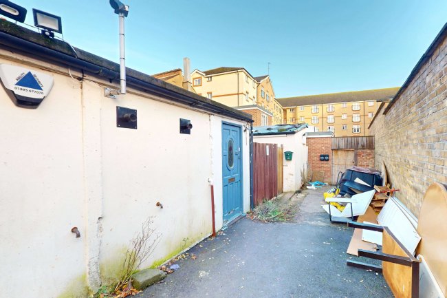 313 Ruislip Road East, Greenford UB6 9BG 1