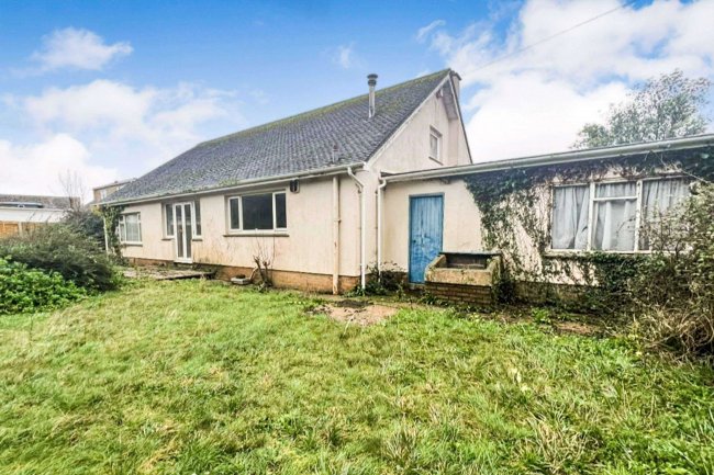 3 Manor Bend, Galmpton, Brixham, Devon, TQ5 0PB 7