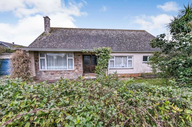 3 Manor Bend, Galmpton, Brixham, Devon, TQ5 0PB 7