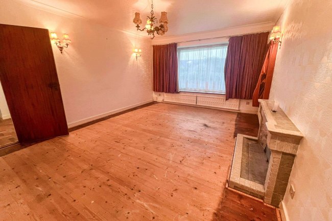 3 Manor Bend, Galmpton, Brixham, Devon, TQ5 0PB 7