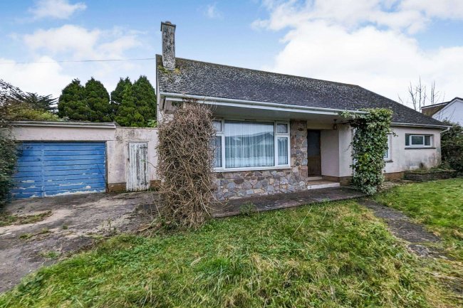 3 Manor Bend, Galmpton, Brixham, Devon, TQ5 0PB 7