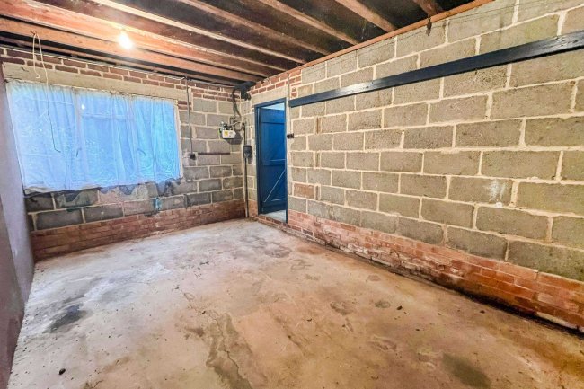 3 Manor Bend, Galmpton, Brixham, Devon, TQ5 0PB 7