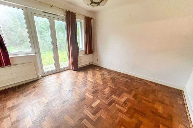 3 Manor Bend, Galmpton, Brixham, Devon, TQ5 0PB 7