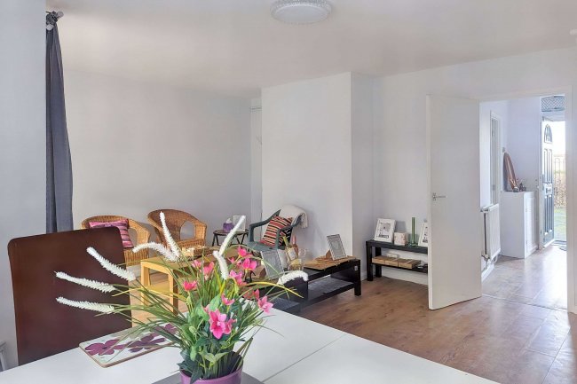 96 Wellington Road, Tilbury, Essex RM18 7PS 9