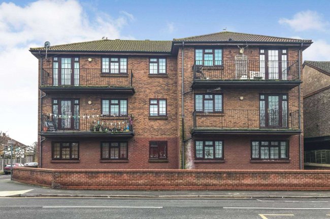 Flat 4 Grove Lodge 130 Gunners Road, Shoeburyness, Southend-On-Sea, SS3 9UD 6