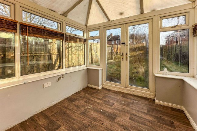 35 Elisabeth Avenue, Birtley, Chester Le Street, County Durham, DH3 1JT 6