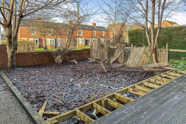 35 Elisabeth Avenue, Birtley, Chester Le Street, County Durham, DH3 1JT 6