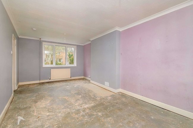 42 Whitedown Road, Tadley, Hampshire, RG26 4BY 5