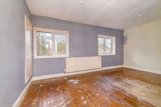 42 Whitedown Road, Tadley, Hampshire, RG26 4BY 5