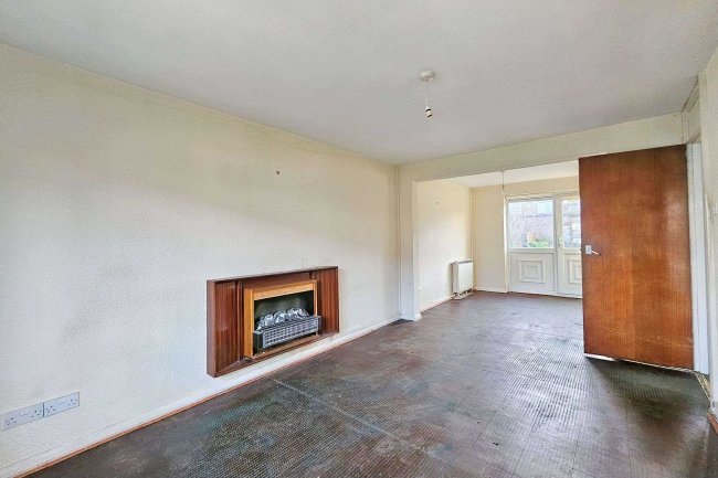 3 Winsford Walk, Sale, M33 2SJ 2