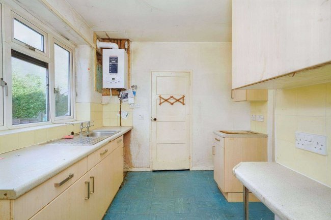 44 Fountains Road, Stretford, Manchester, M32 9PN 3