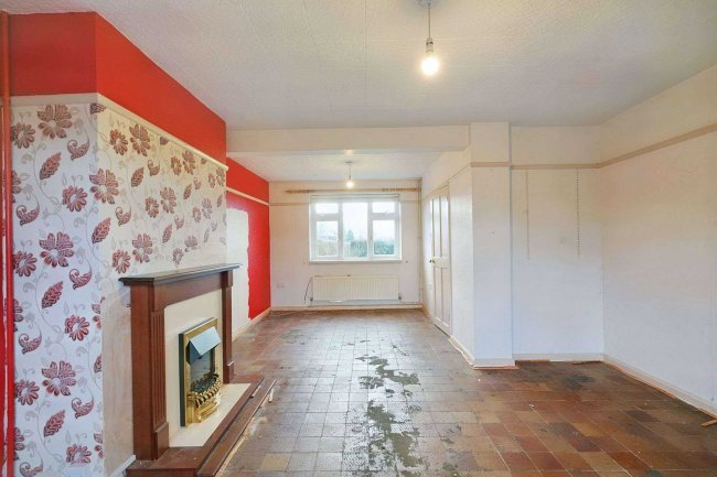 46 Woodhouse Lane, Dunham Massey, WA14 5SE 1