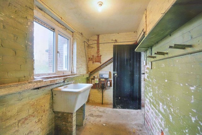 46 Woodhouse Lane, Dunham Massey, WA14 5SE 1