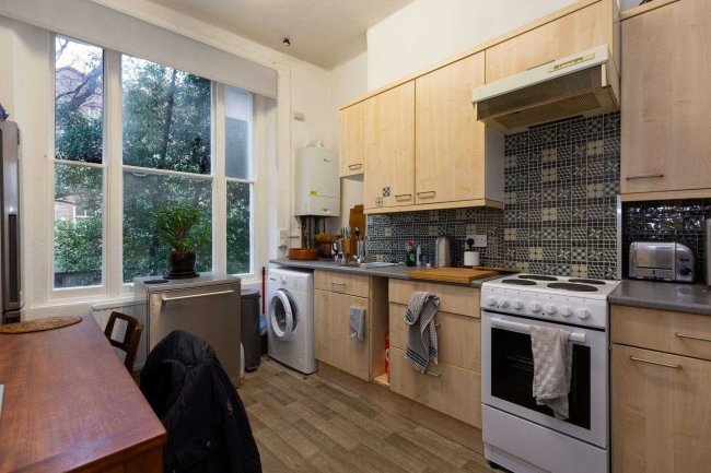 A-C, 69 Cornwall Crescent, Notting Hill ,London, W11 1PJ 6